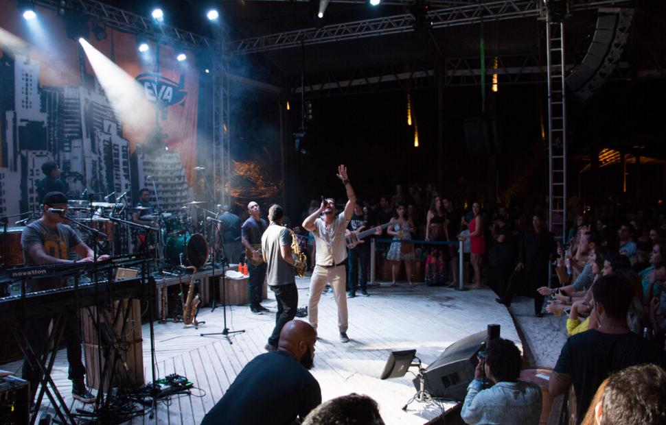 Arraiá-do-cafe-de-la-musique-maceio-cannibal-banda-eva-200-16 (91)