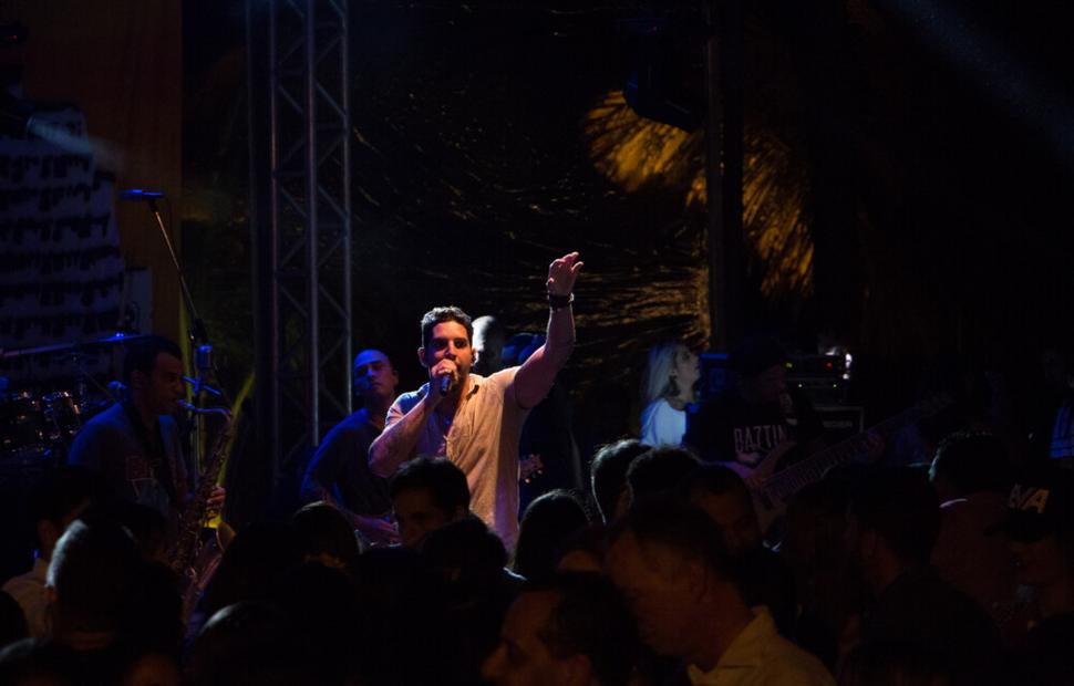 Arraiá-do-cafe-de-la-musique-maceio-cannibal-banda-eva-200-16 (93)