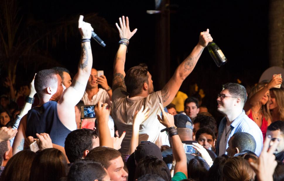 Arraiá-do-cafe-de-la-musique-maceio-cannibal-banda-eva-200-16 (98)