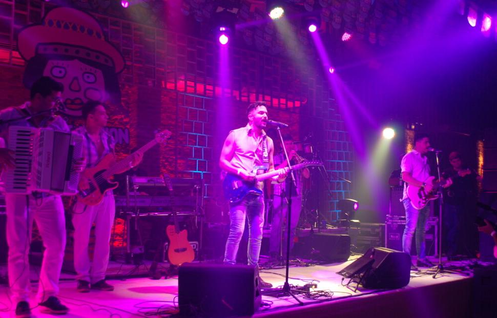 forro-fashion-2016-maceio-banda-cannibal-magnificos-luanéstilizado (163)