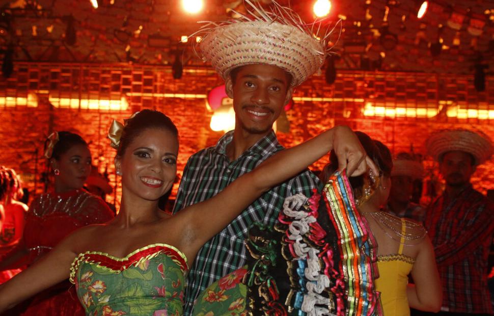 forro-fashion-2016-maceio-banda-cannibal-magnificos-luanéstilizado (169)