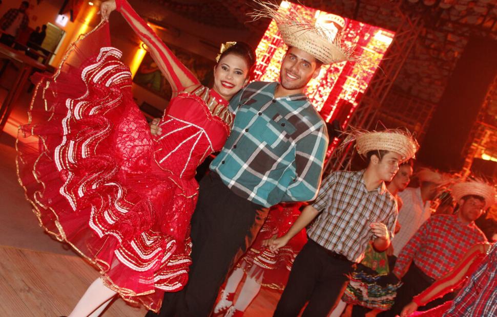 forro-fashion-2016-maceio-banda-cannibal-magnificos-luanéstilizado (170)