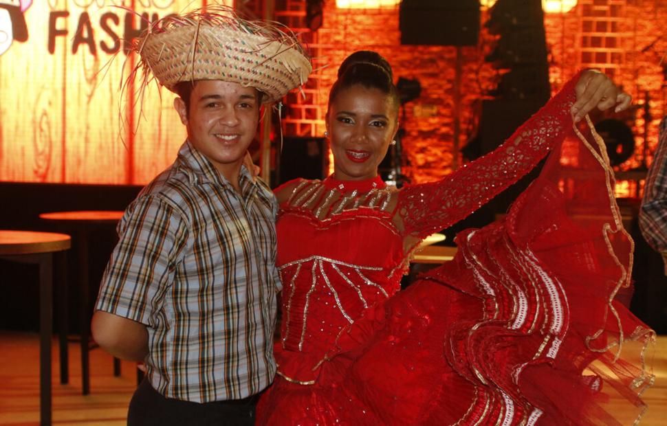 forro-fashion-2016-maceio-banda-cannibal-magnificos-luanéstilizado (172)