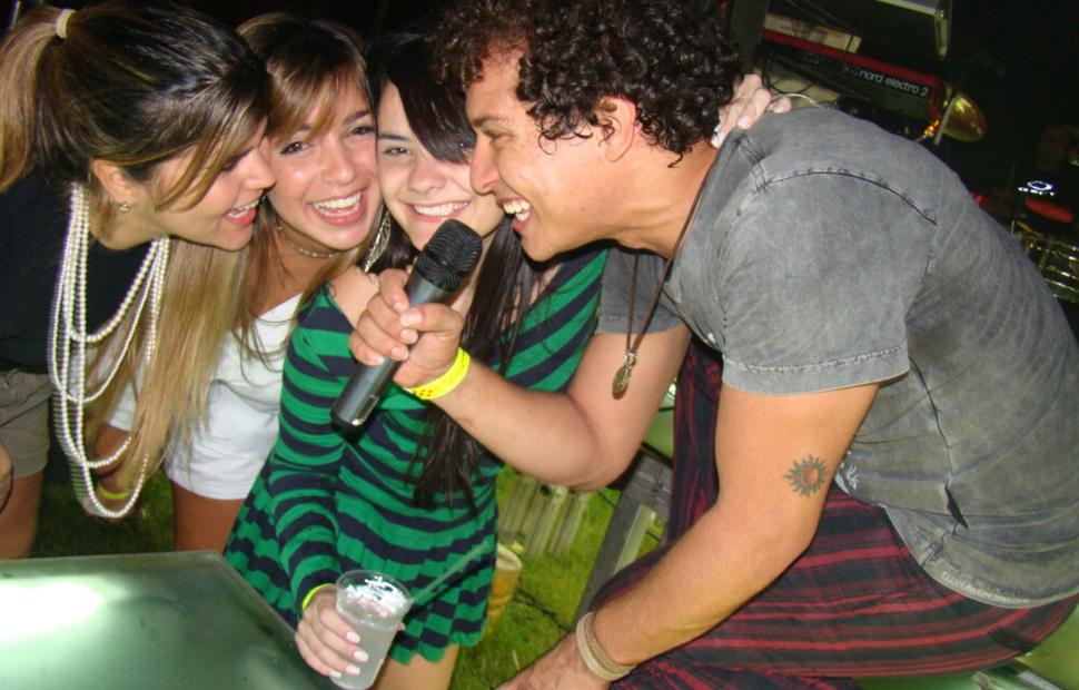 Arraia-do-cannibal-hibiscus-2009026