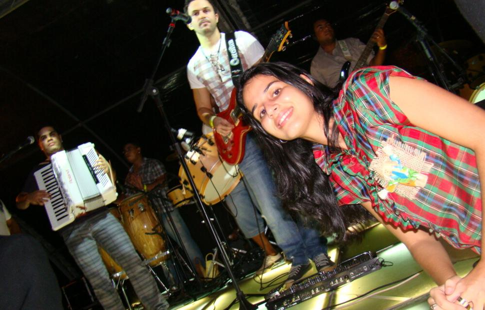 Arraia-do-cannibal-hibiscus-2009056