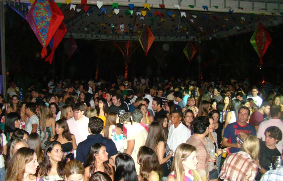 Arraia-do-cannibal-hibiscus-2009091