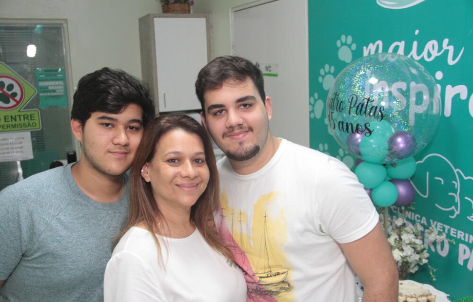 15-anos-clinica-veterinaria-quatro-patas-26-10-2021_0038