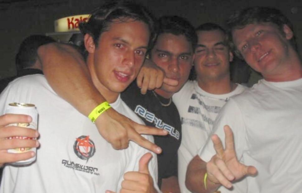 UAU-Charlie Brown Jr-2003-maceio-002F