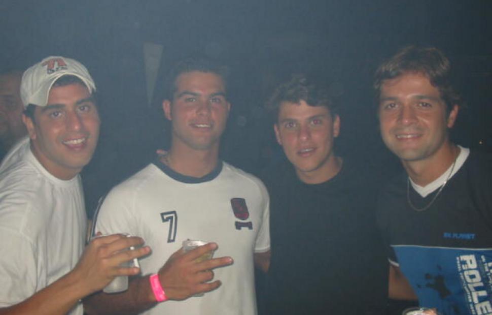 UAU-Charlie Brown Jr-2003-maceio-004F