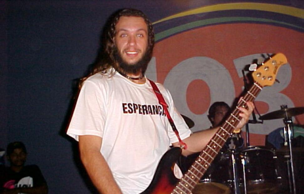 UAU-Charlie Brown Jr-2003-maceio-089F