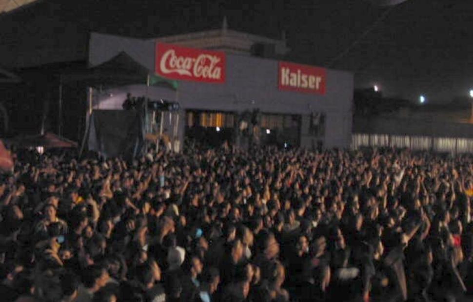 UAU-Charlie Brown Jr-2003-maceio-099F