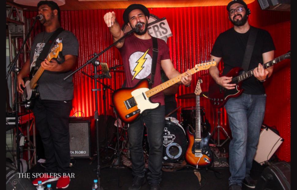 b-The Spoilers Bar(3)