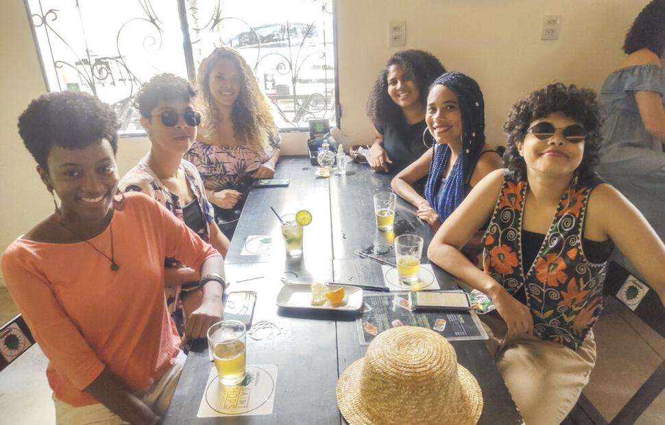 e-tardezinha-sainy-hopes-role-40-graus_000000012