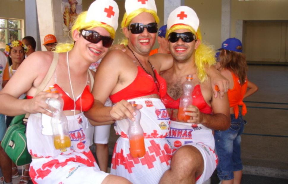 Pecinhas-2006-previas-carnavalescas-00040