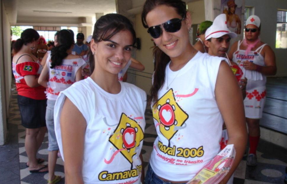 Pecinhas-2006-previas-carnavalescas-00041