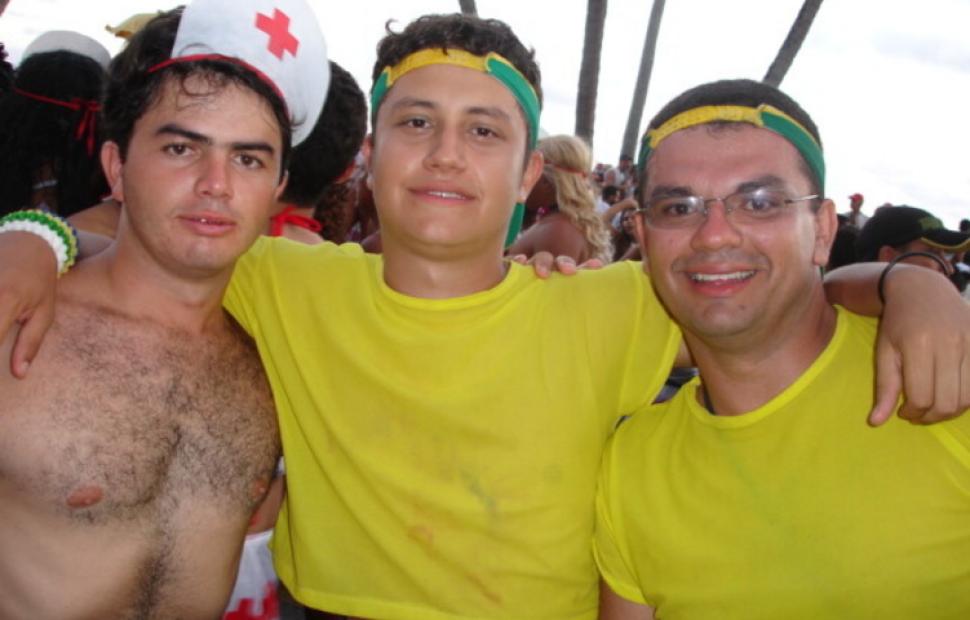 Pecinhas-2006-previas-carnavalescas-00092