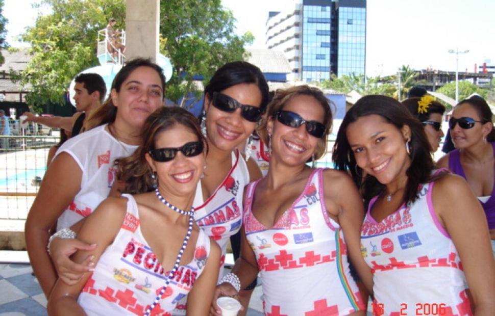 Pecinhas-2006-previas-carnavalescas-00110