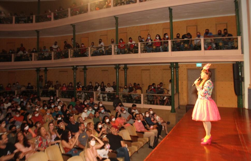 xou-de-humor-com-paty-maionese-teatro-deodoro-maceio-15-03-2022_0147