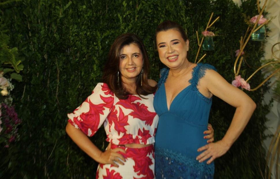 52-anos-nísia-salão-reviver-2022-maceio-40-graus_0029