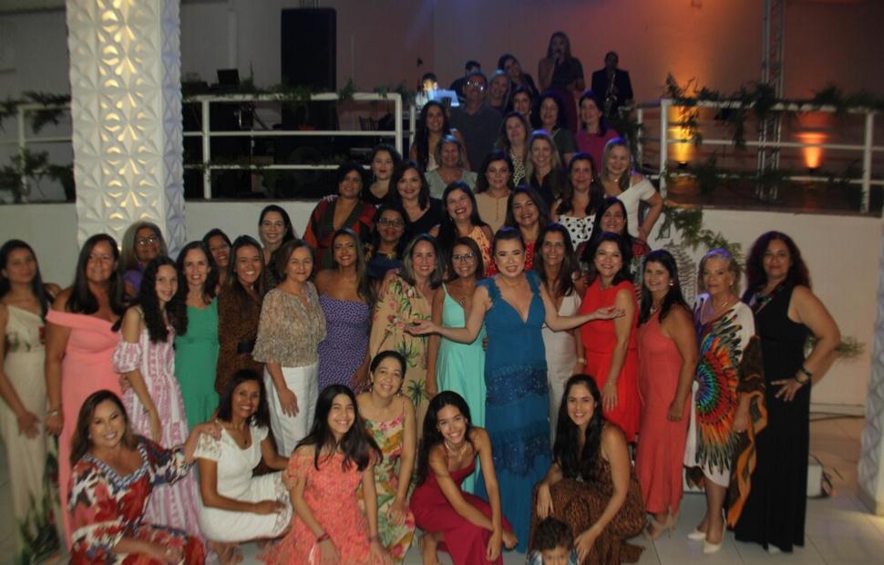 52-anos-nísia-salão-reviver-2022-maceio-40-graus_0031