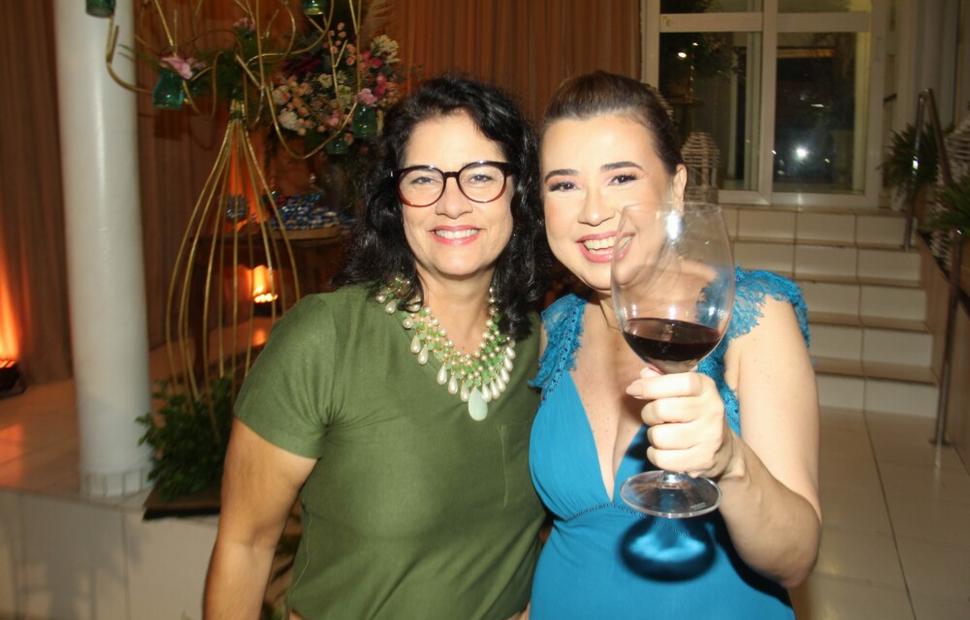 52-anos-nísia-salão-reviver-2022-maceio-40-graus_0112