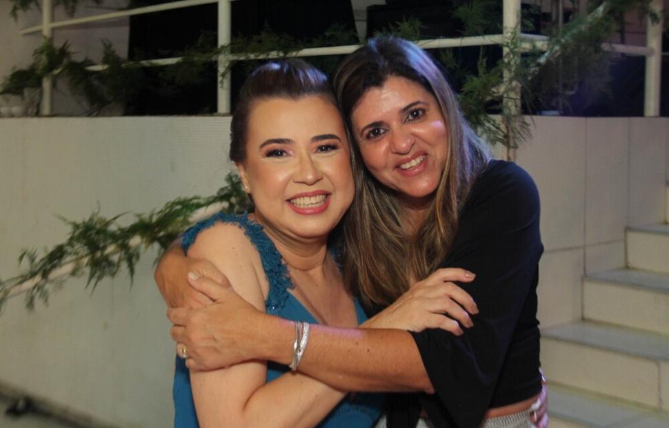 52-anos-nísia-salão-reviver-2022-maceio-40-graus_0117