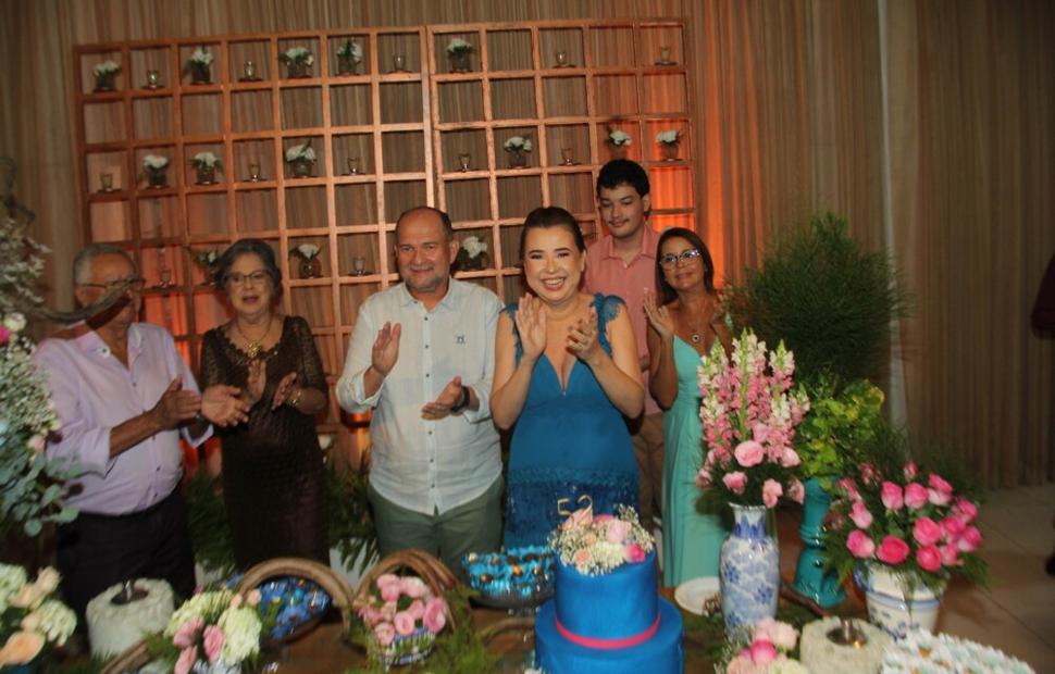 52-anos-nísia-salão-reviver-2022-maceio-40-graus_0121