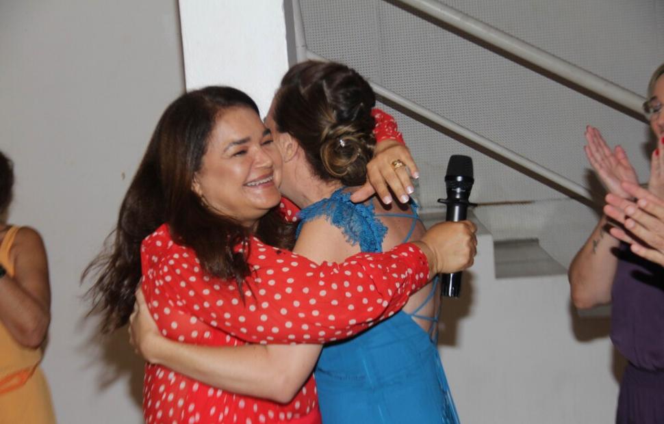 52-anos-nísia-salão-reviver-2022-maceio-40-graus_0133