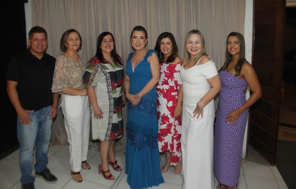 52-anos-nísia-salão-reviver-2022-maceio-40-graus_0157