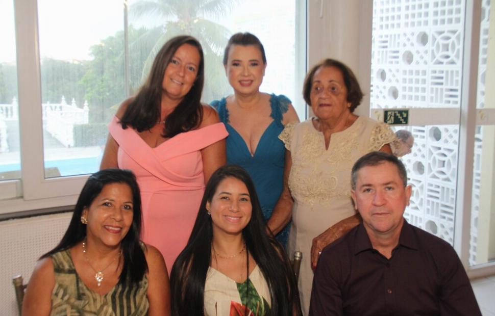 52-anos-nísia-salão-reviver-2022-maceio-40-graus_0176