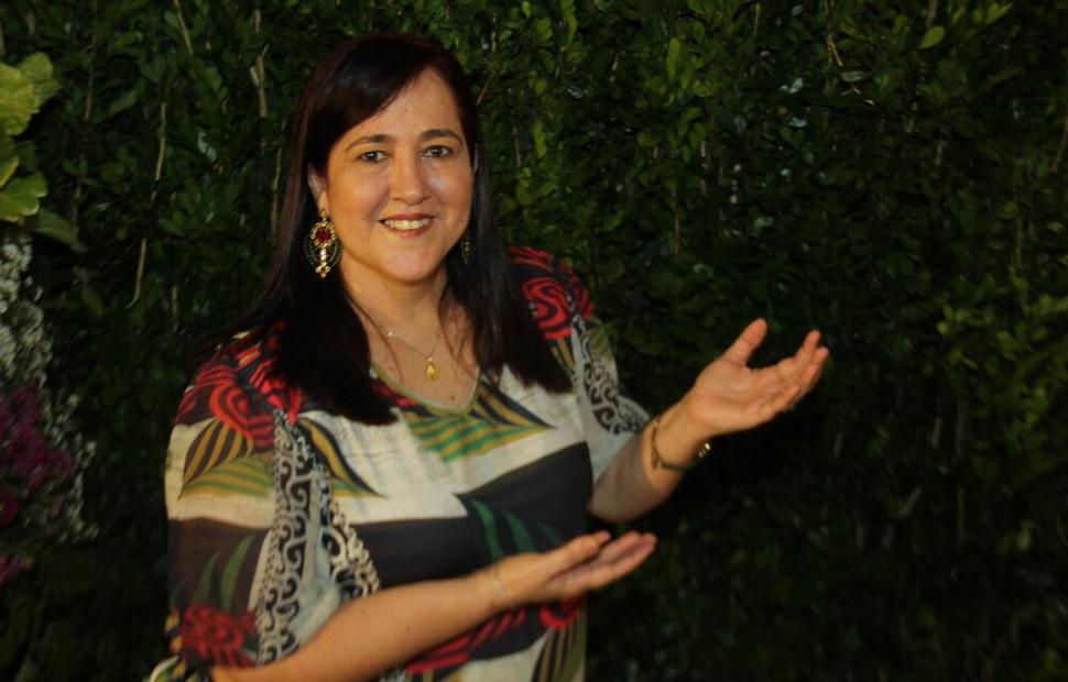 52-anos-nísia-salão-reviver-2022-maceio-40-graus_0194