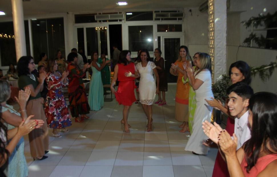 52-anos-nísia-salão-reviver-2022-maceio-40-graus_0206