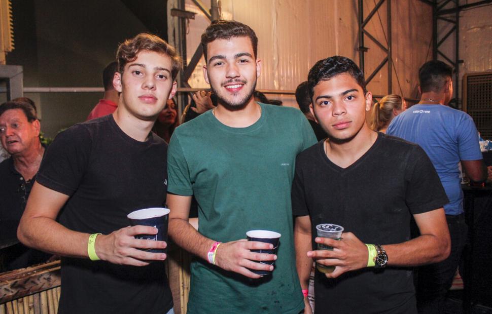 Diogo-nogeira-samba-da-periferia-spabe-maceió-shooping-maceio-40-graus_0005