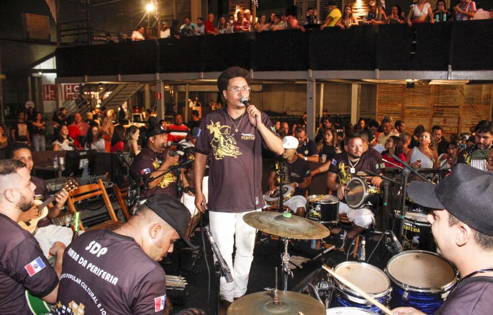 Diogo-nogeira-samba-da-periferia-spabe-maceió-shooping-maceio-40-graus_0012