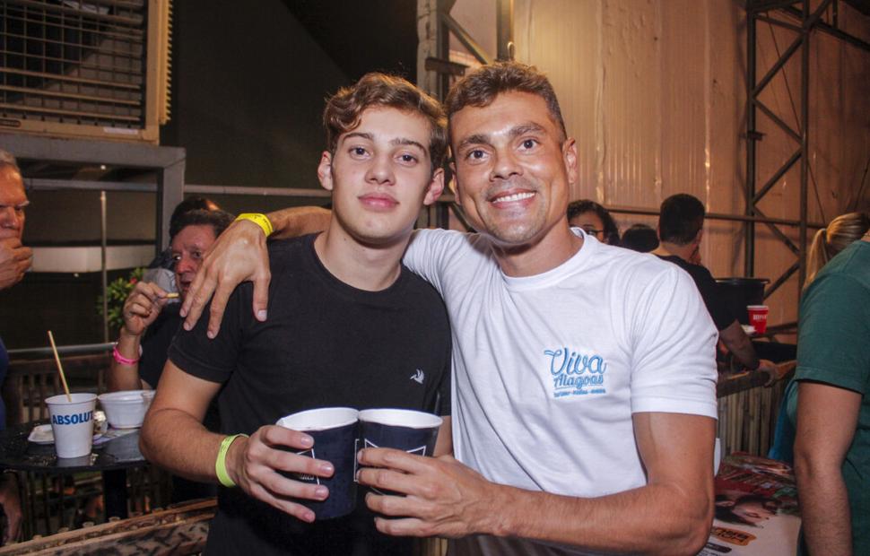 Diogo-nogeira-samba-da-periferia-spabe-maceió-shooping-maceio-40-graus_0029