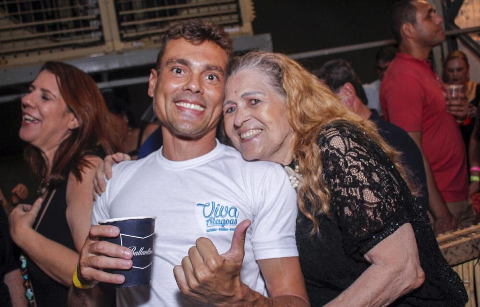 Diogo-nogeira-samba-da-periferia-spabe-maceió-shooping-maceio-40-graus_0097