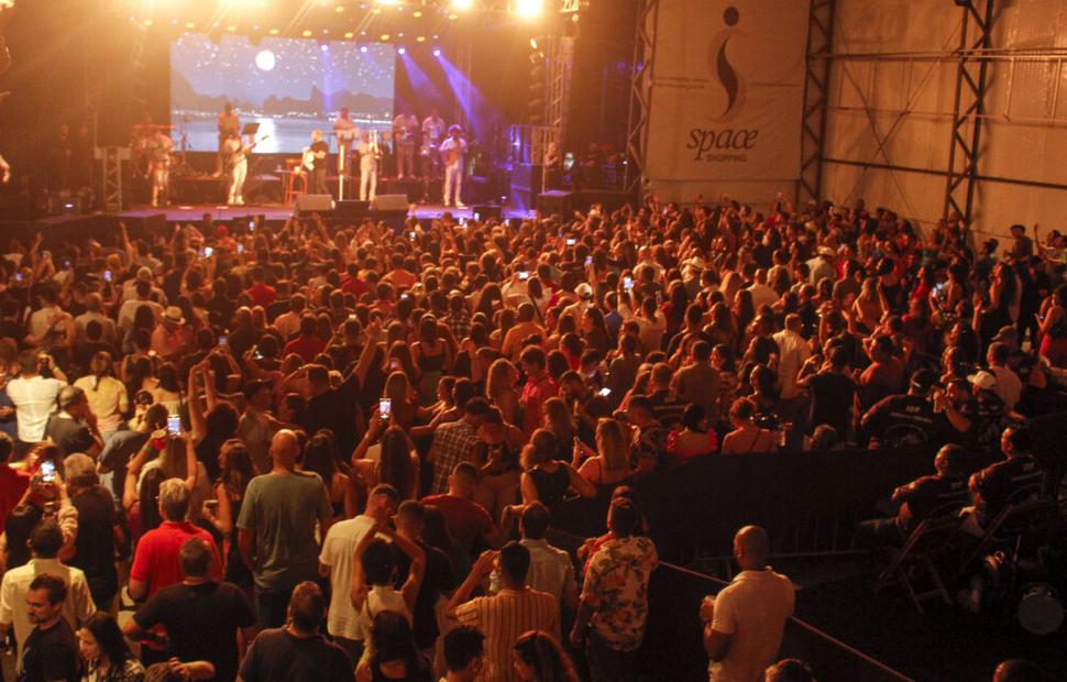 Diogo-nogeira-samba-da-periferia-spabe-maceió-shooping-maceio-40-graus_0116