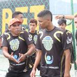 amistoso-escola-do-menezes-e-escola-ze-do-gol_0036