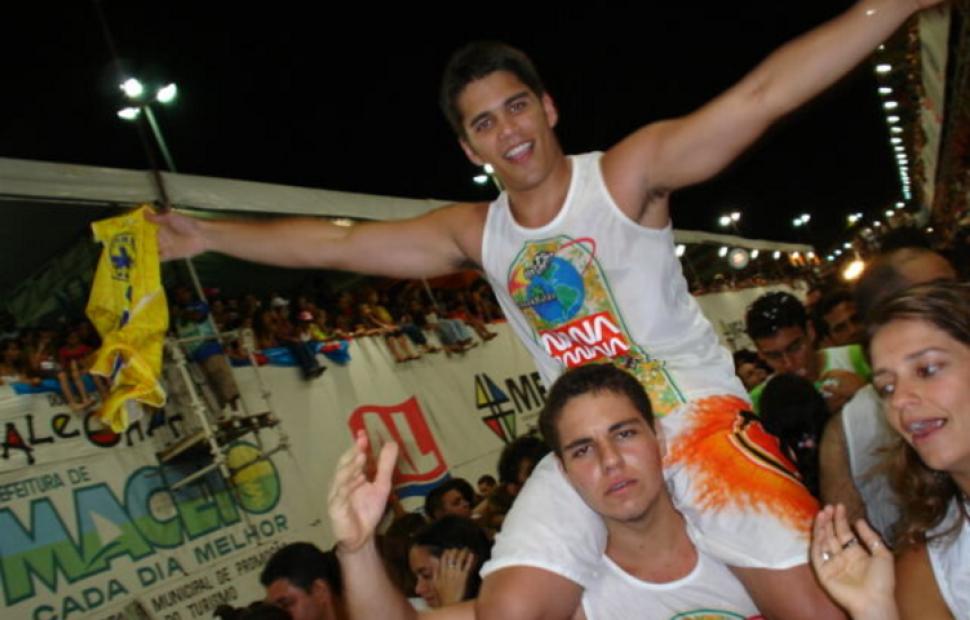 maceio-fest-2004-bloco-nana-bana-bell-marques-00055