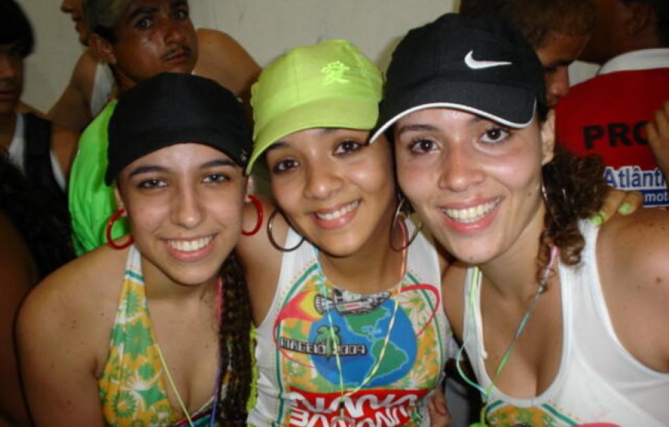 maceio-fest-2004-bloco-nana-bana-bell-marques-00209