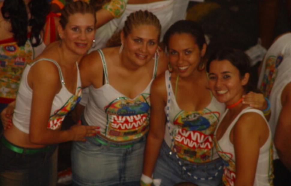 maceio-fest-2004-bloco-nana-bana-bell-marques-00317