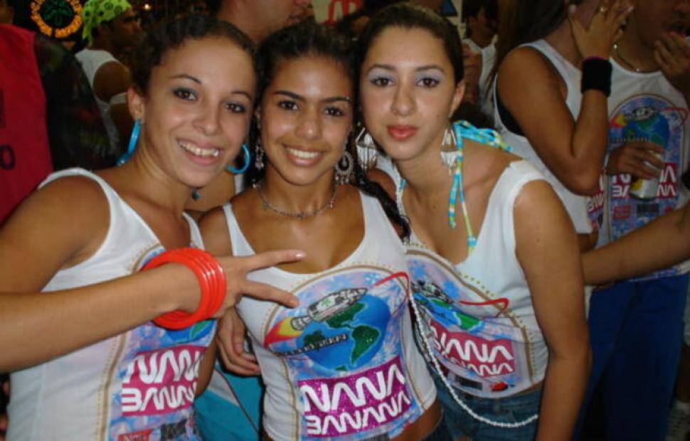 maceio-fest-2004-bloco-nana-bana-bell-marques-00470