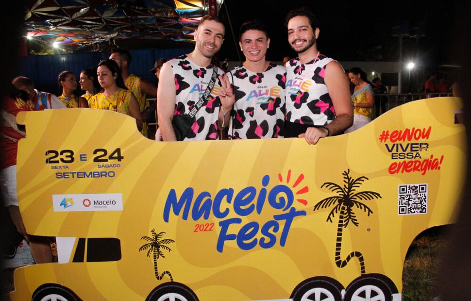 Bloco-Auê-Luísa-Sonza-Maceió-Fest-23-09-2022-0012