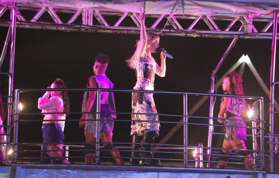 Bloco-Auê-Luísa-Sonza-Maceió-Fest-23-09-2022-0114