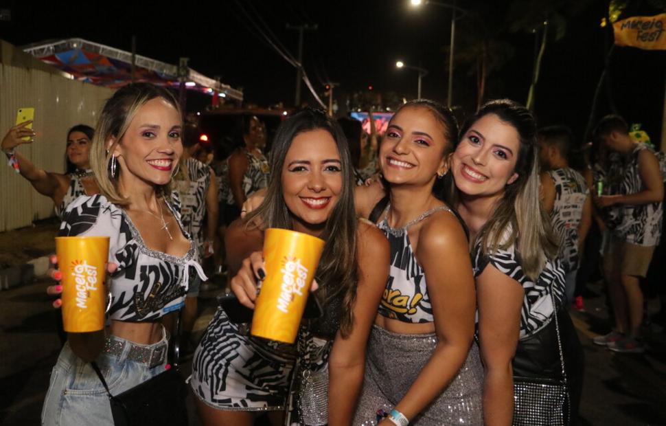 maceio-fest-bloco-vumbora-bell-marques-22-09-202200003