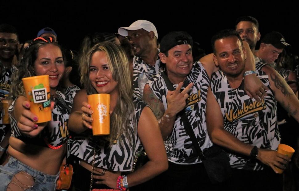 maceio-fest-bloco-vumbora-bell-marques-22-09-202200123