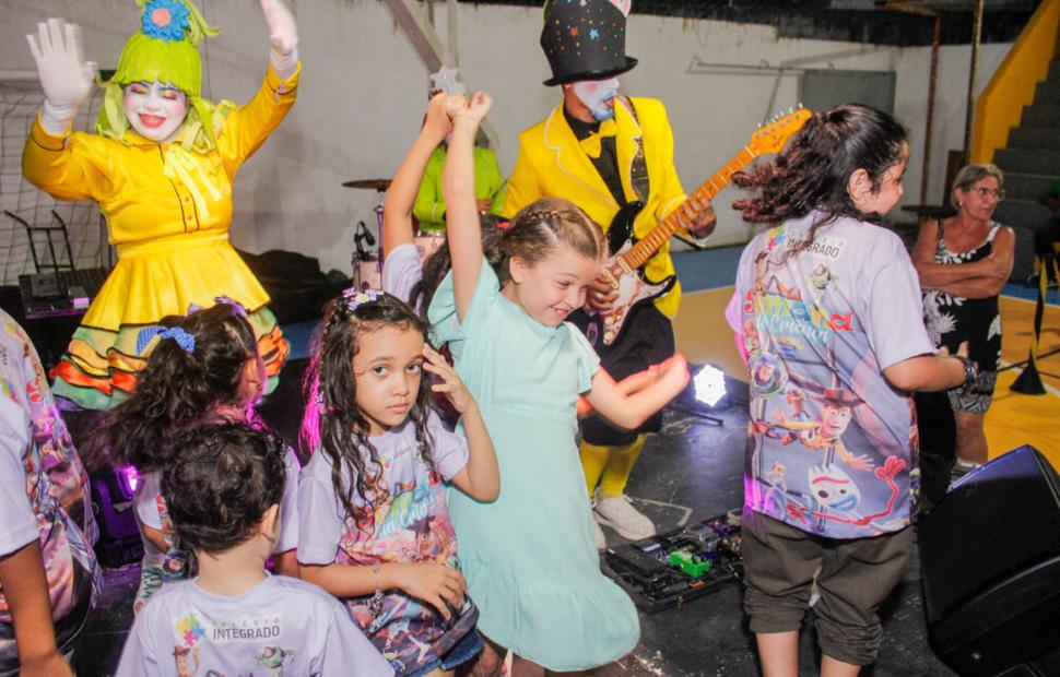 encerramento-semana-da-criança-colégio-integrado-2022-banda-cazuadinha_0311