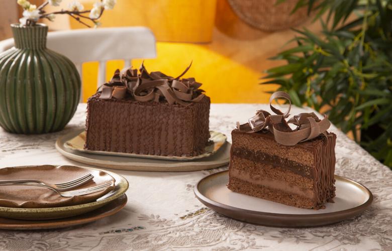 Sodiê Doces escala time de bolos com desconto para adoçar mundial de futebol