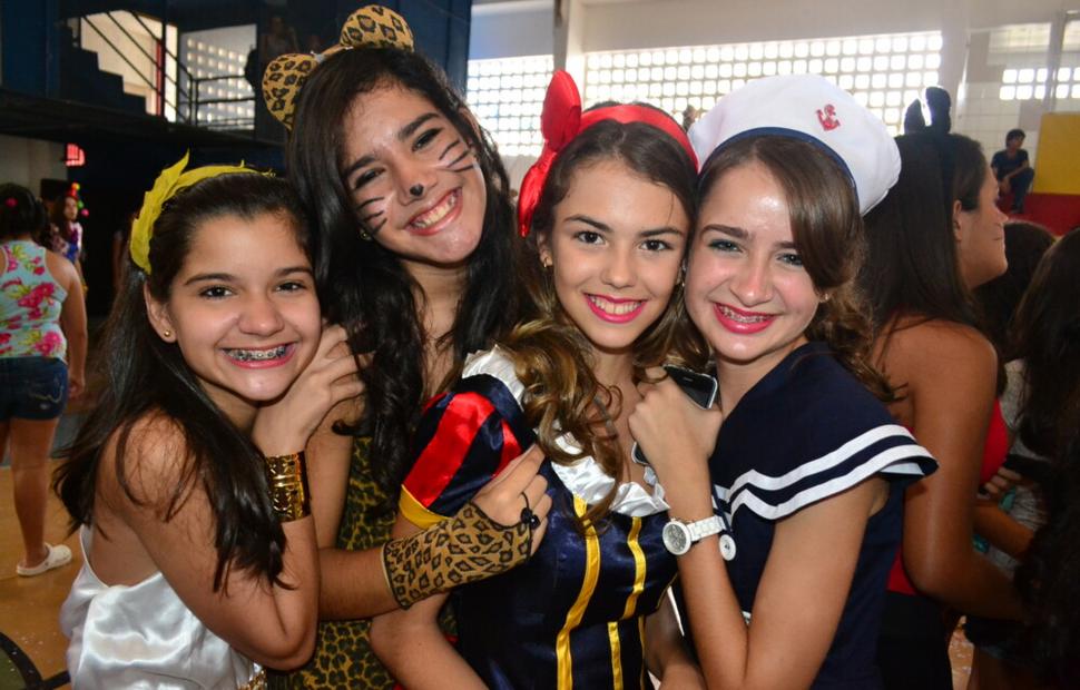 carnaval-colégio-santa-úrsula-2012_0003