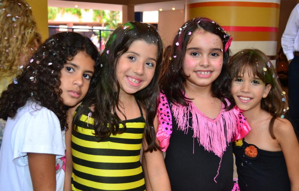 carnaval-colégio-santa-úrsula-2012_0105